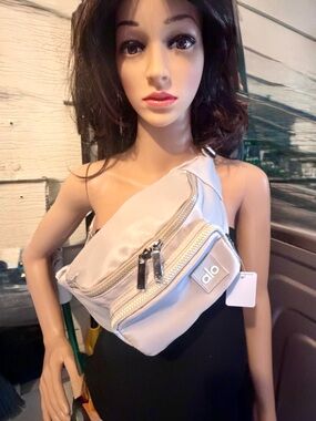 ALO Yoga | Bags | Alo Yoga White Tote Bag With Drawstring Closure